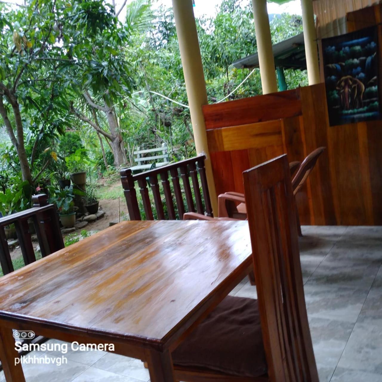 Pasan Guest Acomodação com café da manhã Ella Exterior foto