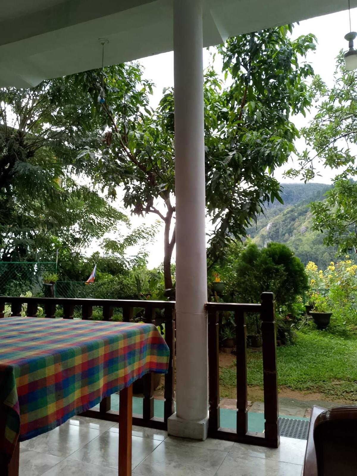 Pasan Guest Acomodação com café da manhã Ella Exterior foto
